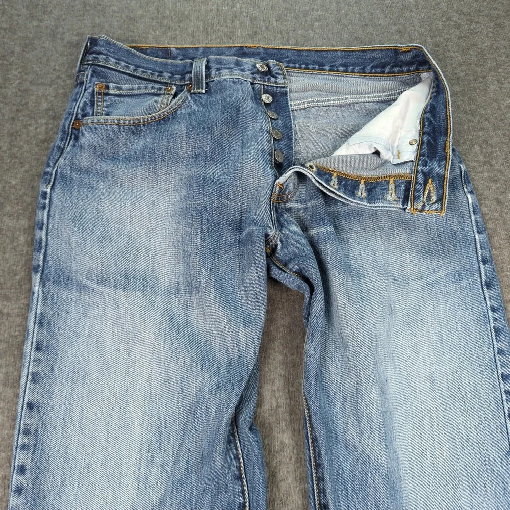 Levis 501 Jeans Mens 34x29 Blue Faded Whiskers Wallet‎ Classic Button Fly